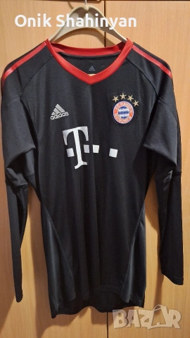 Вратарски екип на Байерн Мюнхен,сезон 17/18