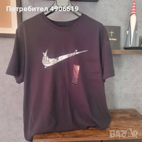НОВА с етикет! Оригинална мъжка тениска Nike Dri-FIT (Размер L) – Черна, снимка 2 - Тениски - 55541888