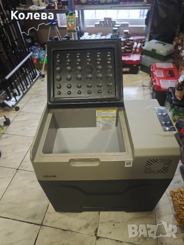 Хладилник фризер Vevor 50л с 1 зона, снимка 5 - Къмпинг мебели - 54037035