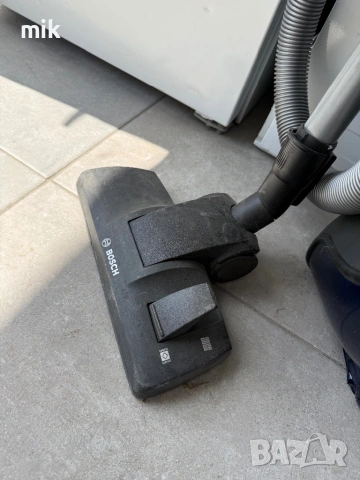 Прахосмукачка Bosch, снимка 4 - Прахосмукачки - 54503103