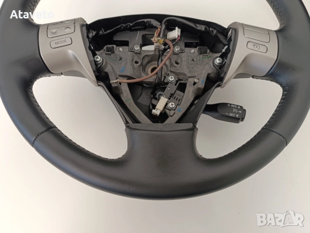 Toyota auris.corolla оригинален волан с автопилот темпомат, снимка 7 - Автомобили и джипове - 54303244