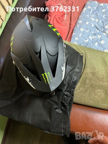 Продавам Каска Monster, снимка 3 - Спортна екипировка - 55072650