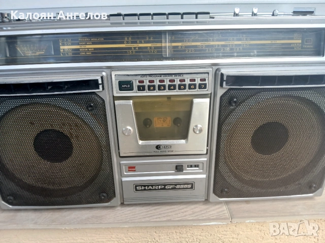 Sharp GF8585, снимка 2 - Радиокасетофони, транзистори - 54899012