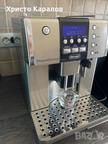 Кафемашина DeLonghi Primadonna, снимка 2 - Кафемашини - 54592917