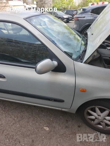продавам Renault Clio 1,4 i Ноември 2002, Седан, Употребяван а, снимка 12 - Автомобили и джипове - 54277484