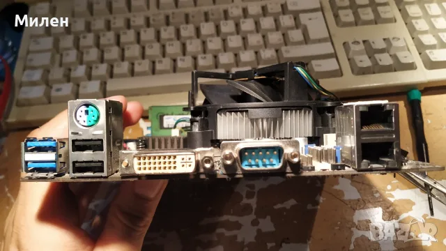 Дъно с процесор и рам 1150 Asus P9D-I, снимка 3 - Дънни платки - 55600019
