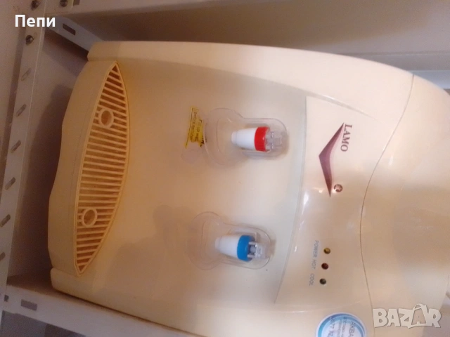 Диспенсър за вода+6 туби