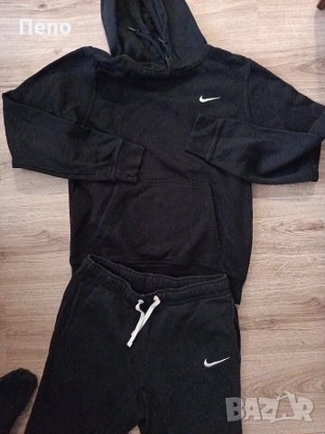 Екип Nike, снимка 3 - Спортни дрехи, екипи - 55077730