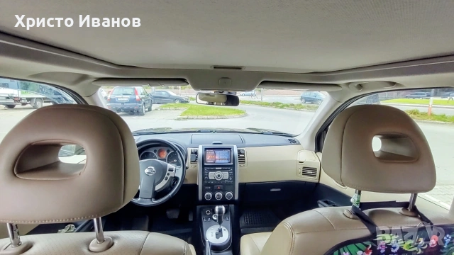 Nissan Xtrail T31, снимка 10 - Автомобили и джипове - 54410444