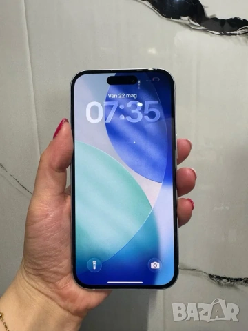iPhone 15 512GB Без проблеми нито забележки. Батерия 85% живот 