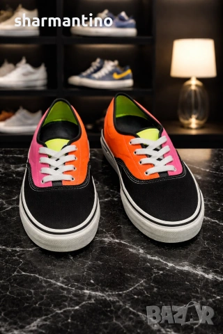 Vans Color Limited N 36, снимка 2 - Кецове - 54205356