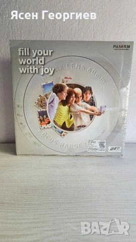 Fujifilm Instax Mini 12 Bundle Box, снимка 2 - Фотоапарати - 55089887