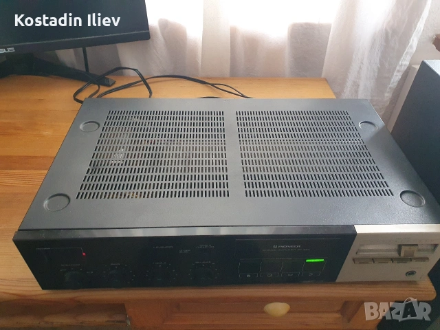Pioneer SA-330 Stereo Amplifier Усилвател, снимка 2 - Ресийвъри, усилватели, смесителни пултове - 54656827