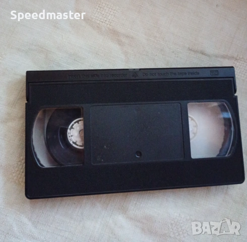VHS Котаракът в чизми , снимка 2 - Други жанрове - 55179400