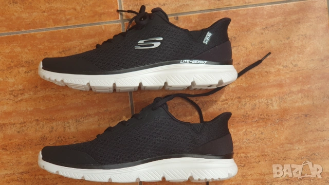 Нови маратонки SKECHERS Swift Fit Lite-Weight, снимка 4 - Маратонки - 54256975