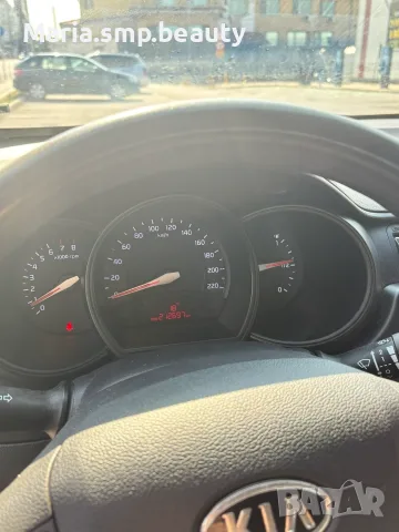 Kia Rio 1.25 бензин 86 к.с. Напълно обслужена, снимка 7 - Автомобили и джипове - 55525681