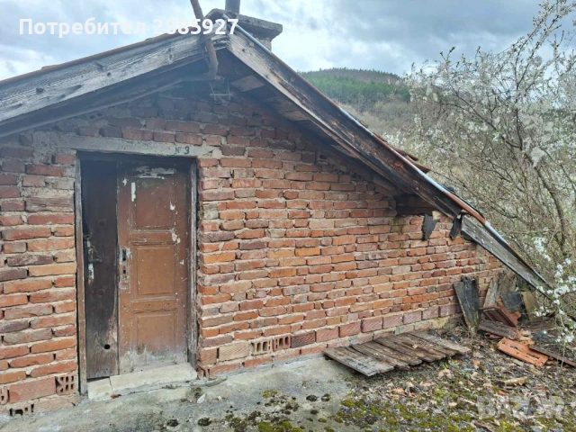 Къща с. Ялботина-област Драгоман, снимка 2 - Къщи - 54208959