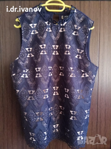 официален топ с тъмно синя дантела