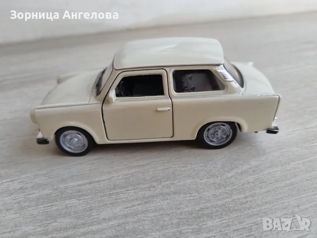 15 евро. „Колекционерски модел Welly Trabant, метален, дължина 11 см, запазен, без кутия.“
WELLY 
, снимка 3 - Колекции - 55494308
