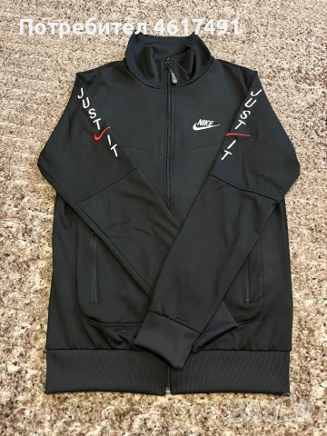 Спортен екип NIKE, снимка 2 - Спортни дрехи, екипи - 54257604