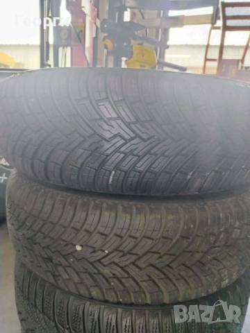 2бр.зимни гуми 175/65/15 Pirelli, снимка 3 - Гуми и джанти - 54939098