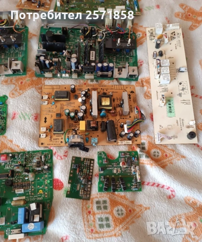 Платки, снимка 7 - Части и Платки - 54301499