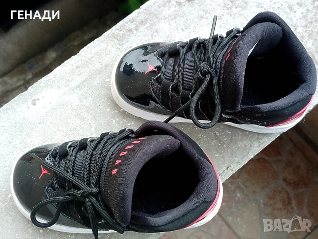 Jordan Max Aura, номер 25, перфектни, снимка 9 - Детски маратонки - 54777363