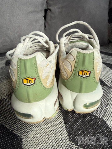 Nike Air Max Plus Honeydew Alligator (W), снимка 5 - Маратонки - 54390419