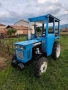 продавам трактор 25коня 4по4 , снимка 12