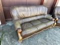 Кожен диван и  фотьойл – естествена кожа, масивни дървени детайли, снимка 2