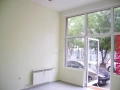 Луксозен магазин 35 кв.м. пътникопоток,голяма витрина, височина 3,60 м., светъл, две мивки,, снимка 3