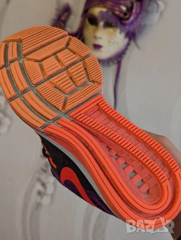 маратонки Nike Air Zoom Vomero 10 номер 40 , снимка 12 - Маратонки - 54179067