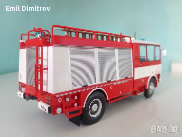 Умален модел на LIAZ Karosa, пожарен автомобил, в мащаб 1:43, снимка 5 - Колекции - 54957128