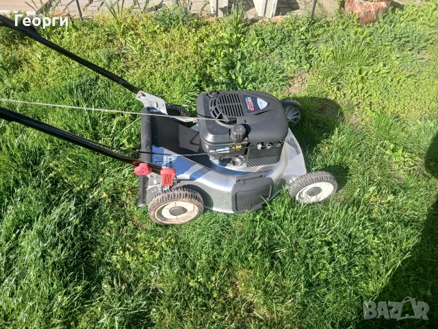 Продавам бензинова косачка, снимка 2 - Градинска техника - 54137071