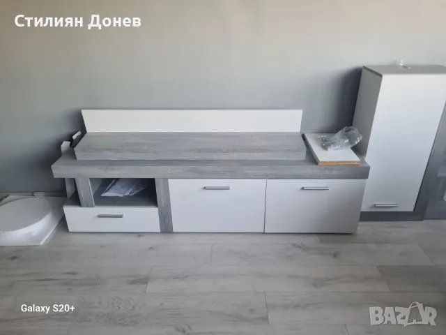Секция „Джуледа“ – НОВА, МОНТИРАНА Секцията не е дюбелирана/фиксирана към стената. , снимка 6 - Секции и витрини - 55593568
