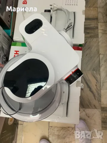 Кухненски робот BOSCH MUM2 700W / Планетарен миксер, снимка 6 - Кухненски роботи - 55638689