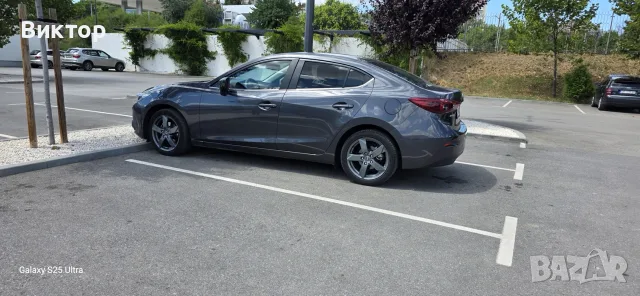 Mazda 3 2016 1.5i 101 кс., снимка 3 - Автомобили и джипове - 55513799