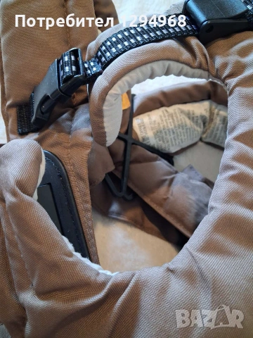 Оригинално бебешко кенгуру Jeep Baby Traveler (Kolcraft), снимка 8 - Кенгура и ранички - 54987798