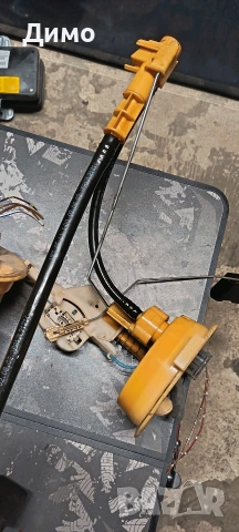 горивна подкачваща помпа бмв е46 330д 184кс bmw e46, снимка 3 - Части - 54240293