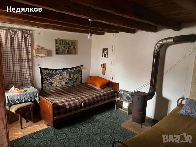 Къща с.Стрелци на 2 етажа, снимка 5 - Къщи - 54142662