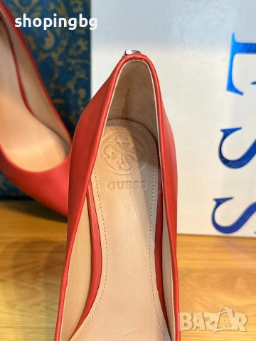 Дамски обувки на ток GUESS, снимка 4 - Дамски обувки на ток - 54787093