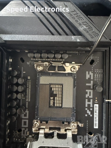 ROG STRIX Z790-H GAMING WIFI, снимка 6 - Дънни платки - 55675478