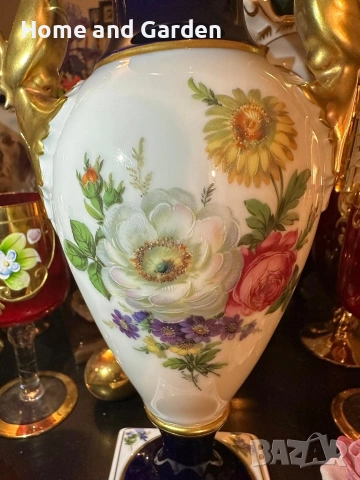 💎 A.K. Kaiser “Imperial” Echt Scharffeuer Kobalt – Колекционерска порцеланова ваза с лебеди, снимка 5 - Декорация за дома - 54026287