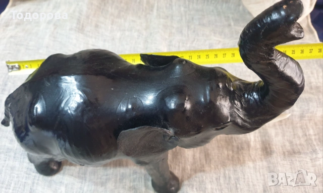 Пластика на слон от естествена кожа, снимка 6 - Антикварни и старинни предмети - 54088450