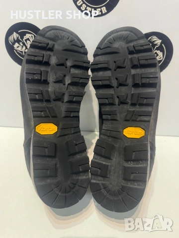 Дамски туристически обувки SALEWA MTN. Размер 38, снимка 9 - Други - 54568956