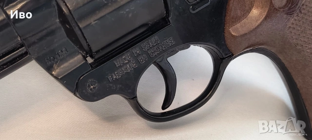 Колекционерски револвер с капси Colt Python (12 капси) – Рядък модел, МЕТАЛЕН, New Old Stock (NOS), снимка 6 - Колекции - 55175389