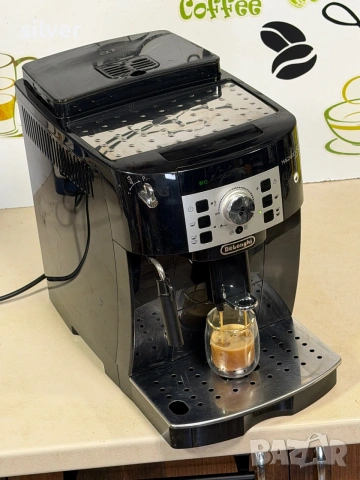 Кафемашина кафе автомат delonghi magnifica S с гаранция, снимка 3 - Кафемашини - 55160293