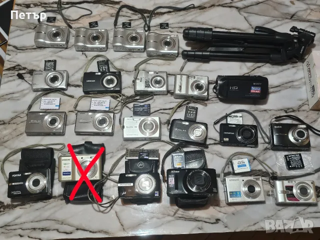 Голям лот фотоапарати и видеокамера – Canon, Sony, Nikon, Olympus, Casio + аксесоари