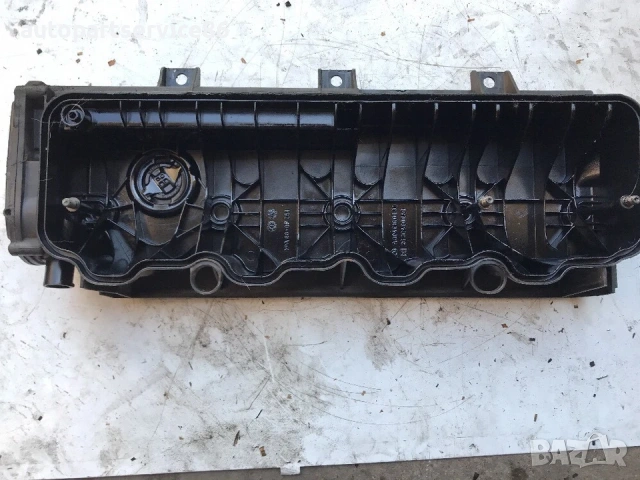 Капак на цилиндровата глава / клапанен капак за Mercedes Atego OM904 (1998-2005) A9040100930, снимка 2 - Части - 55154579