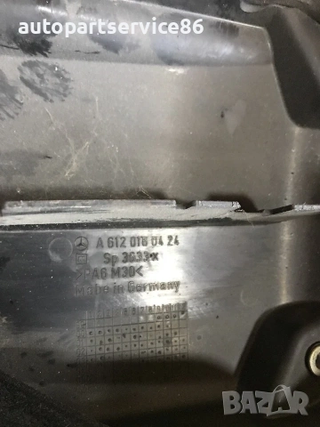 Пластмасов горен капак на двигателя за Mercedes Sprinter 316 OM612 2.7 CDI A6460160424, снимка 2 - Части - 55231808
